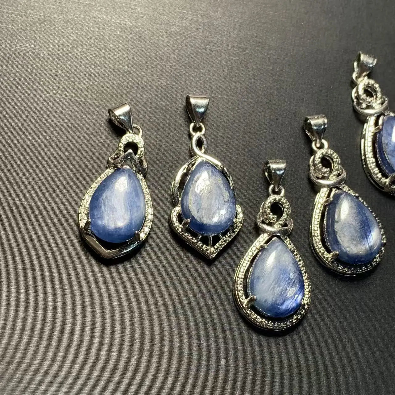 🔷 Spiritual Abacus – Natural Blue Kyanite Pendant Necklace