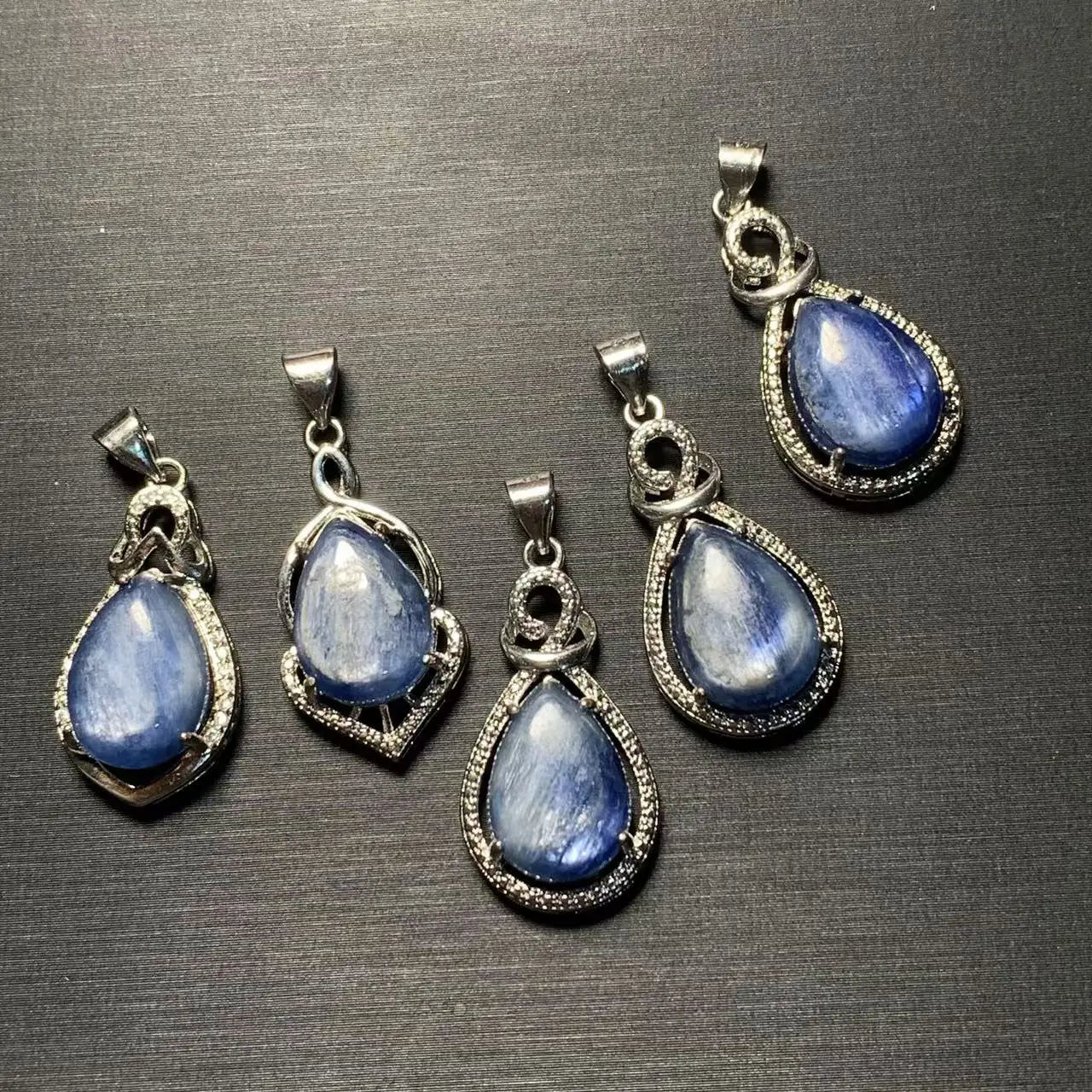 🔷 Spiritual Abacus – Natural Blue Kyanite Pendant Necklace