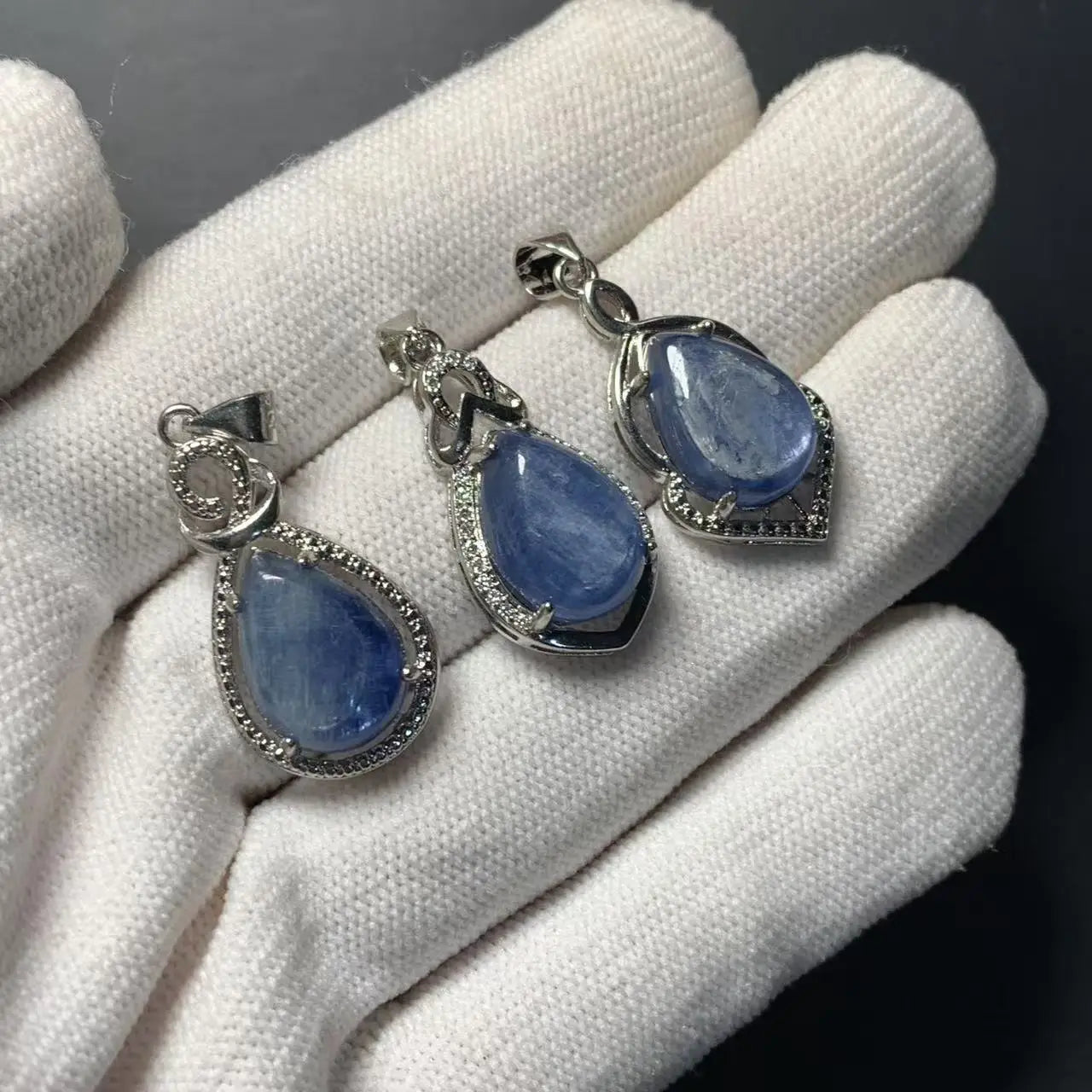 🔷 Spiritual Abacus – Natural Blue Kyanite Pendant Necklace