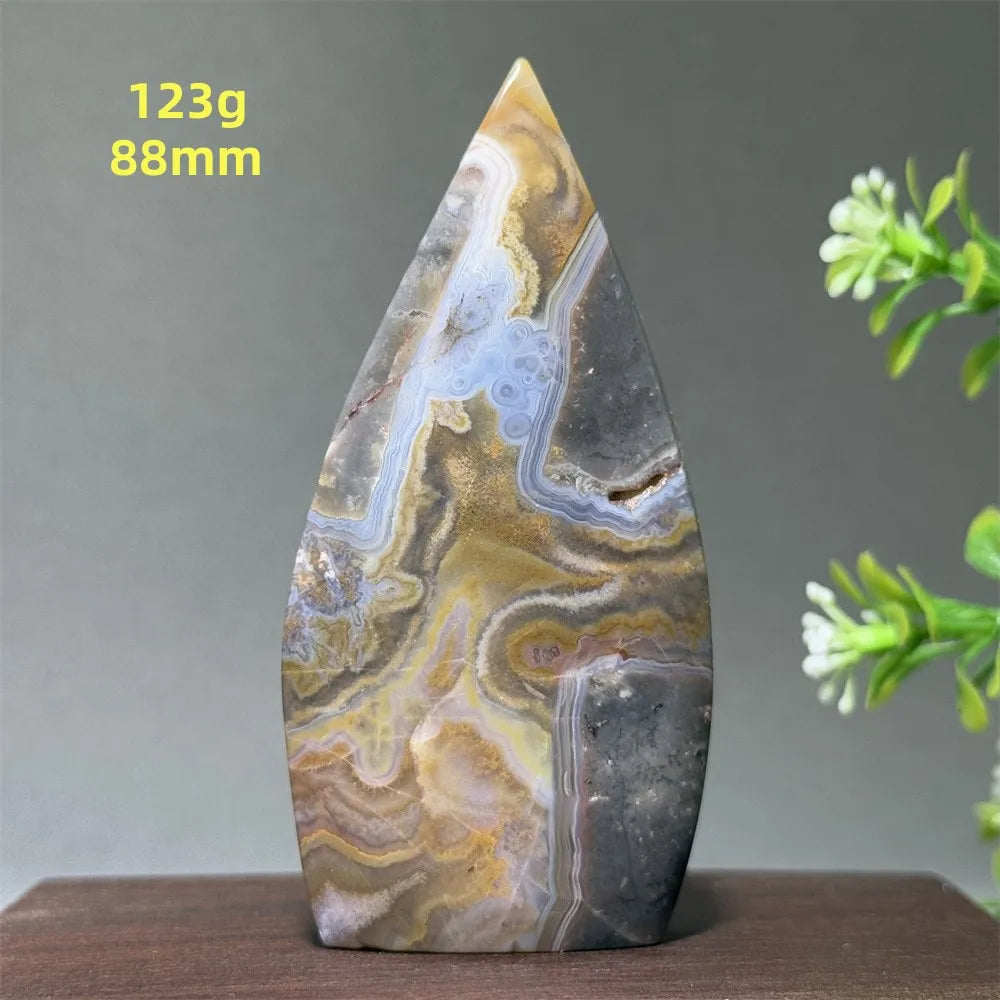 🔮 Spiritual Abacus Natural Mexican Agate Mineral Torch
Free-Form Energy Specimen – For Meditation, Witchcraft & Sacred Space Décor