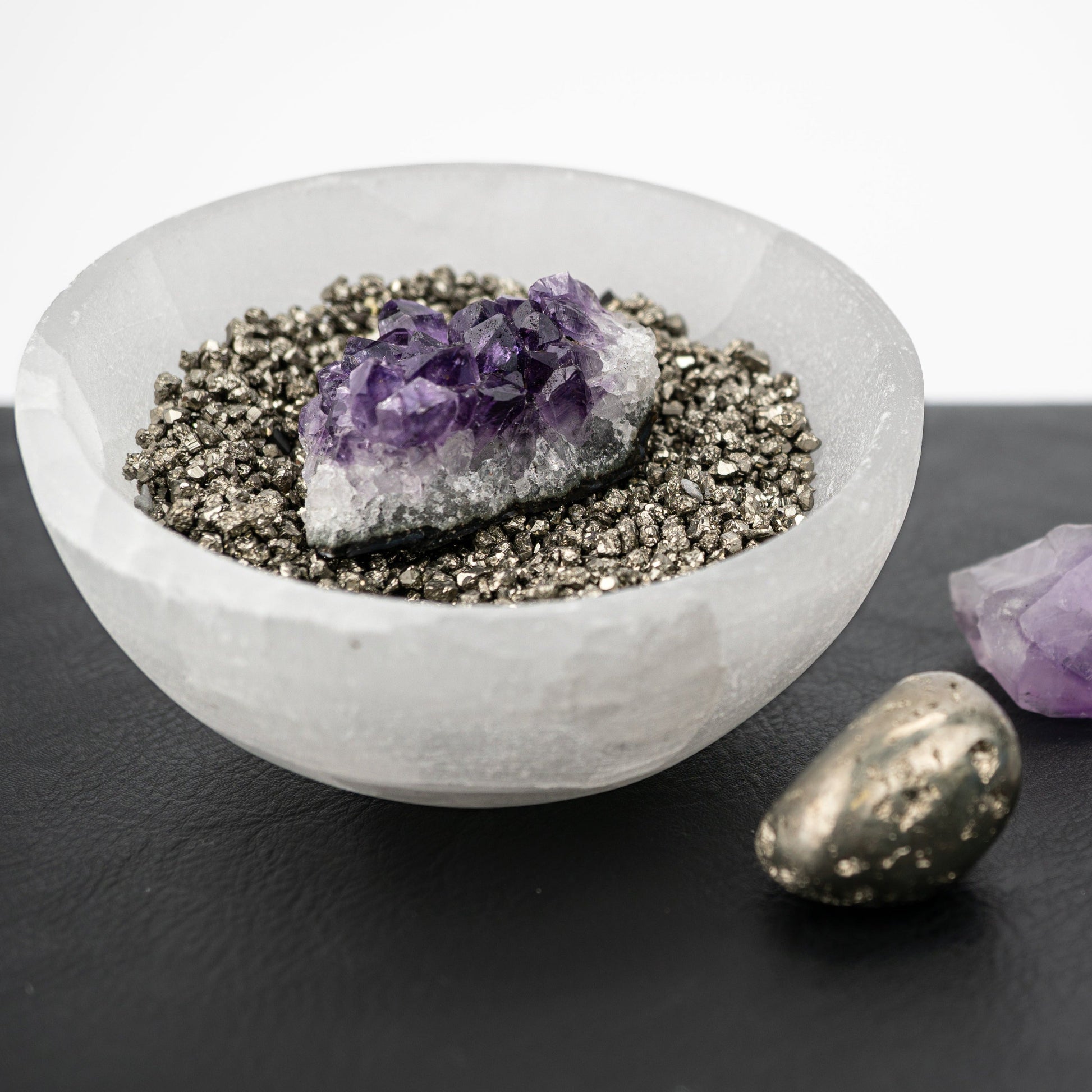 🌙 Selenite Charging Bowl – Crystal Cleansing & Energy Recharging Dish Sacred White Selenite Bowl for Stones, Jewelry & Spiritual Tools by Spiritual Abacus