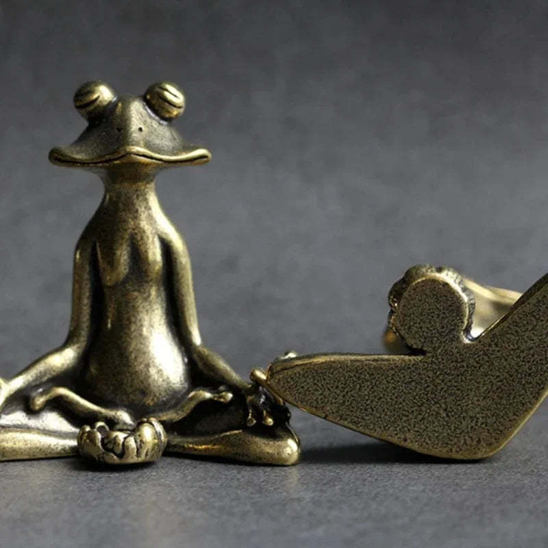 Spiritual Abacus Solid Copper Zen Frog Incense Holder – Retro Copperware Tea Pet & Stick Burner Ornament