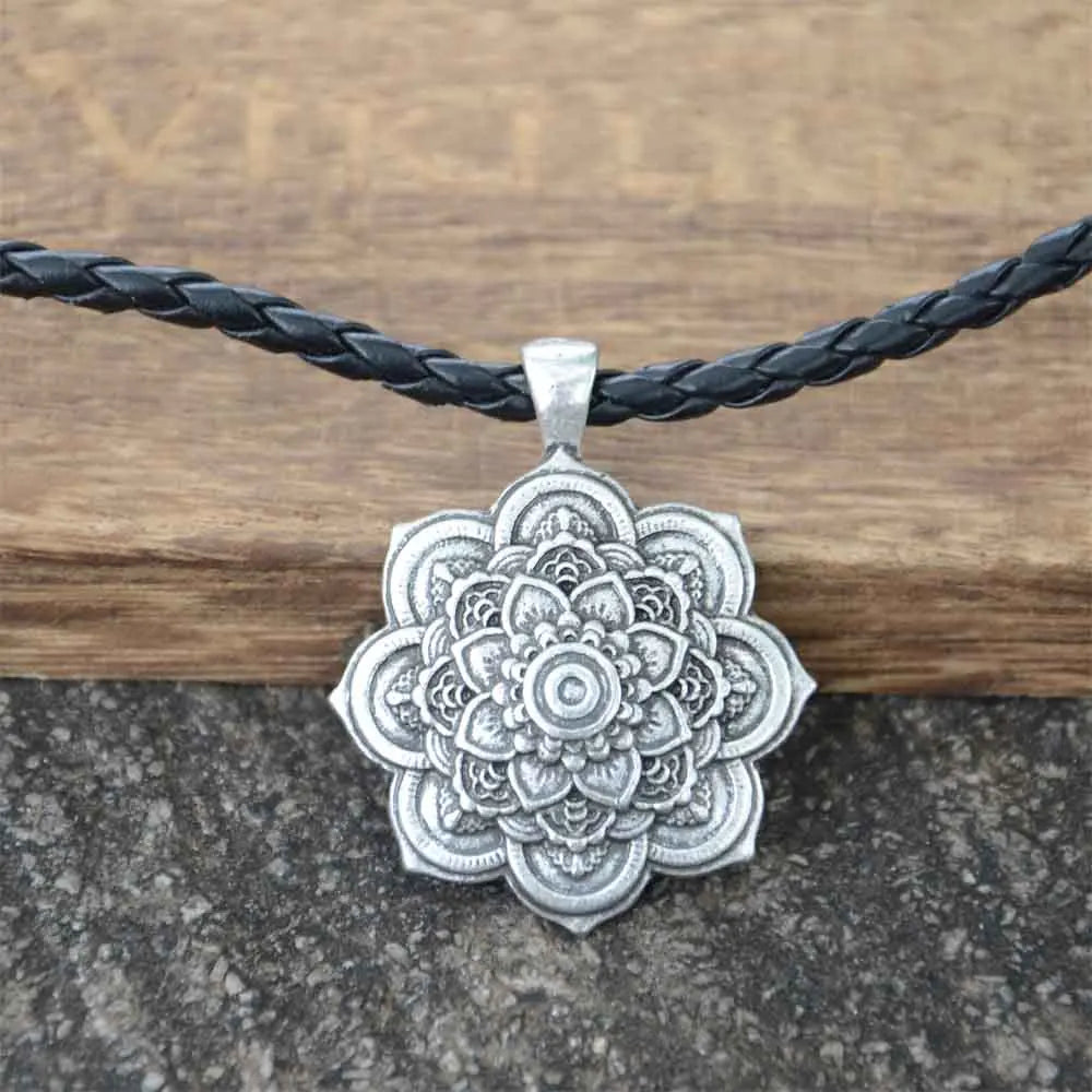 Spiritual Abacus™ Retro OM Lotus Mandala Necklace – Yoga-Inspired Pendant for Women, Spiritual Jewelry Gift