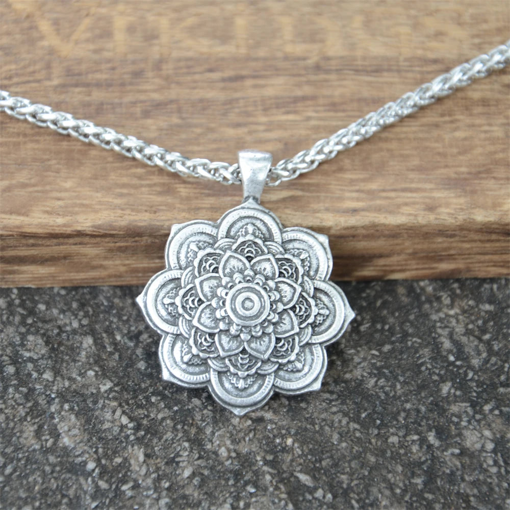 Spiritual Abacus™ Retro OM Lotus Mandala Necklace – Yoga-Inspired Pendant for Women, Spiritual Jewelry Gift