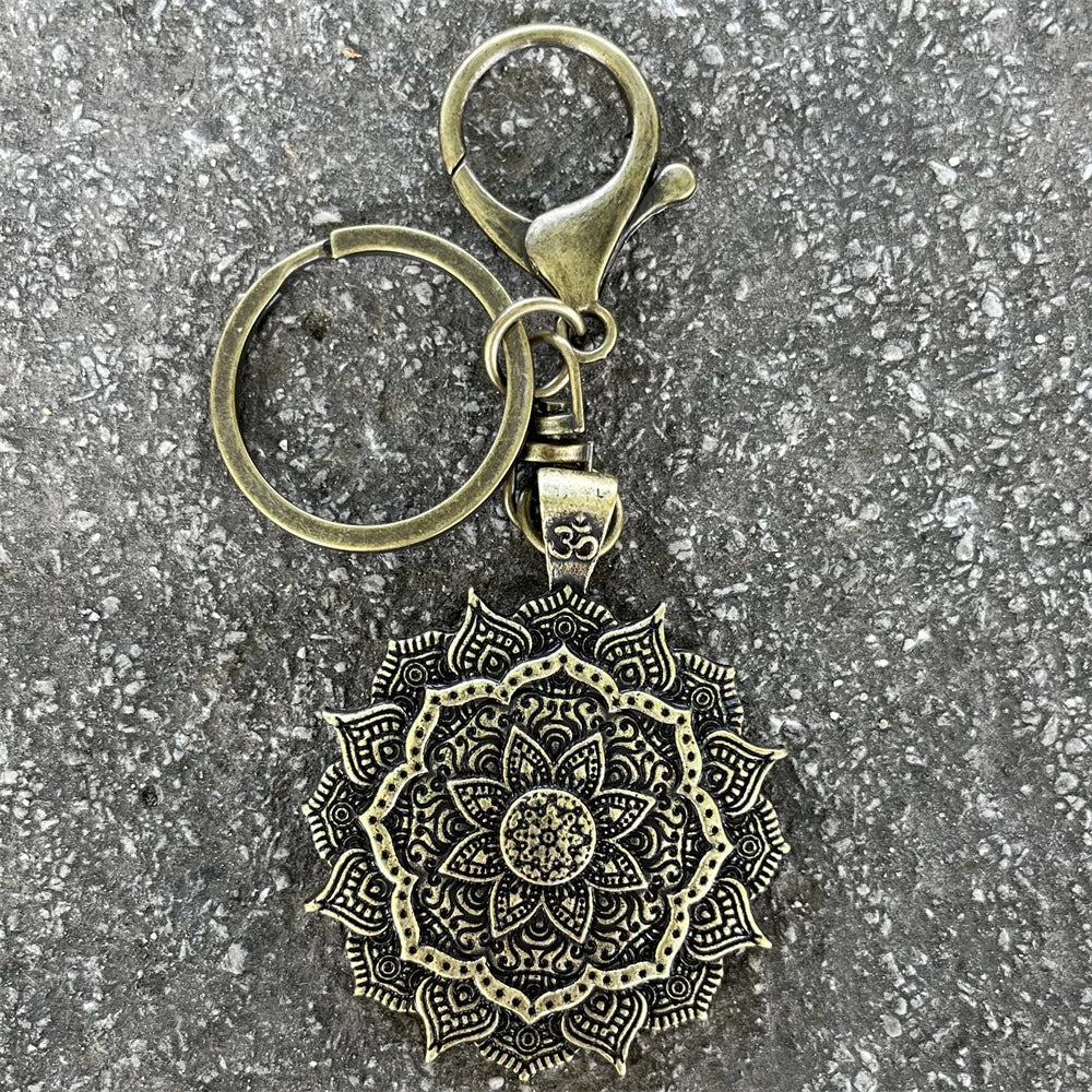 Spiritual Abacus™ Retro OM Lotus Keychain – Vintage Yoga & Spiritual Key Accessory