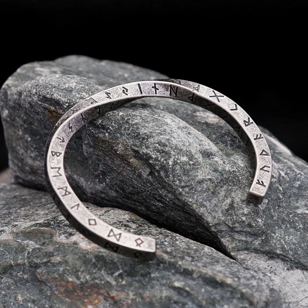 🛡 Spiritual Abacus Vintage Stainless Steel Viking Mobius Bangle – Nordic Rune Letter Bracelet