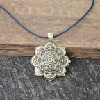 Spiritual Abacus™ Retro OM Lotus Mandala Necklace – Yoga-Inspired Pendant for Women, Spiritual Jewelry Gift