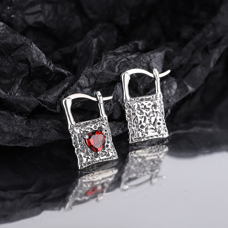 Spiritual Abacus Vintage Sterling Silver Lock Earrings with Heart-Shaped Zircon (S925)